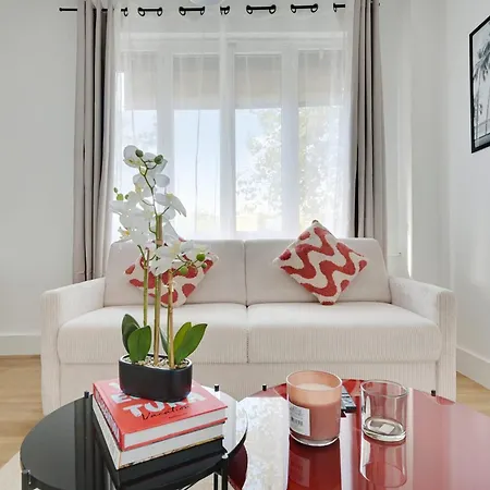 Apartment Beautiful 8 Persons L014