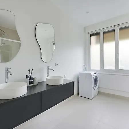 Beautiful 8 Persons L014 Apartment
